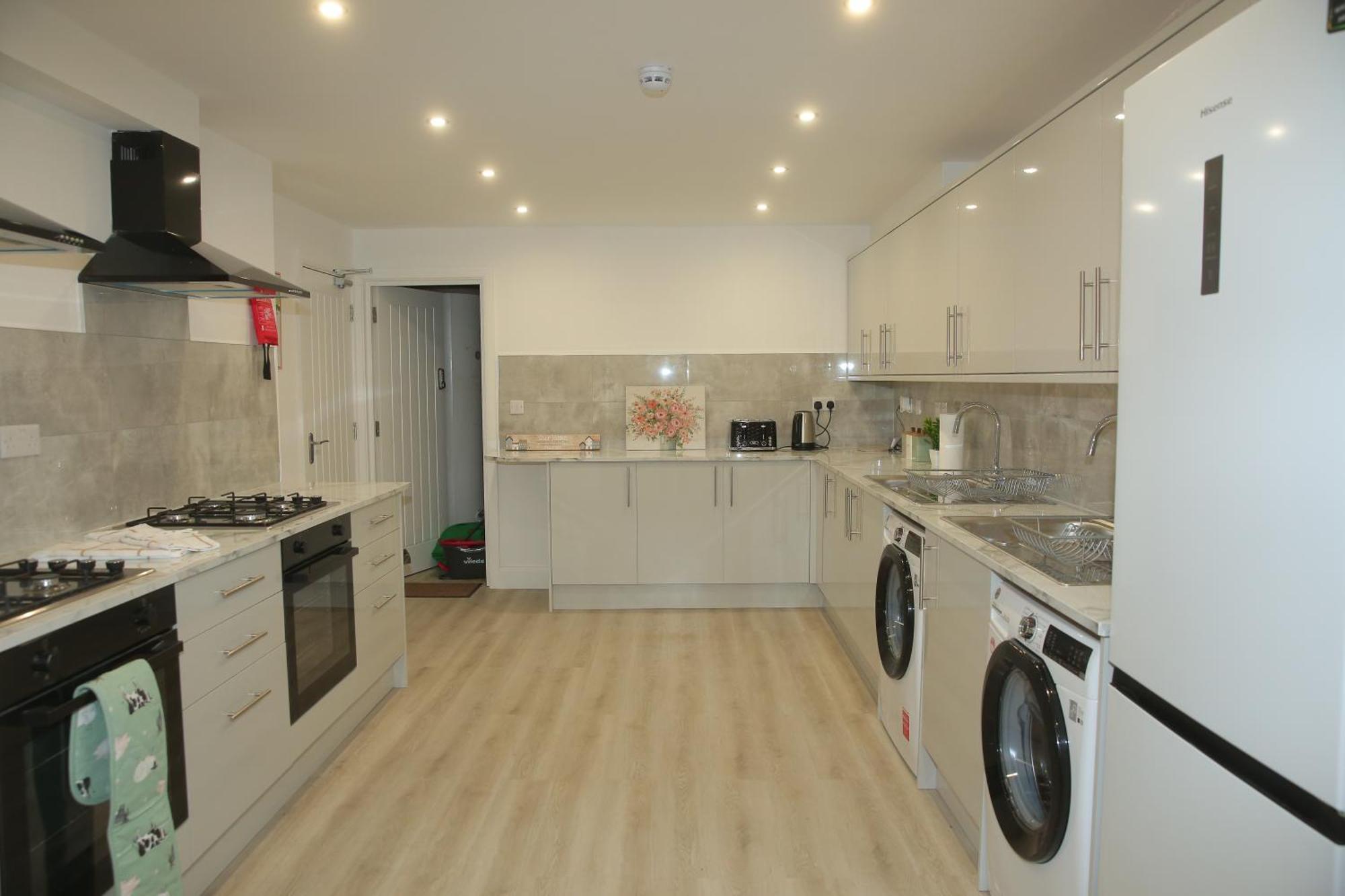 Homestay Private Ensuite 4 Min Drive To Airport Luton (Bedfordshire)
